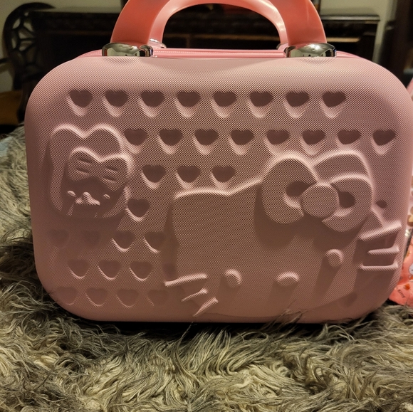 Hello Kitty Suitcase /MakeupOrg. lightPinkColor-itsbabypink! FREE SHIPPING! - Picture 3 of 15